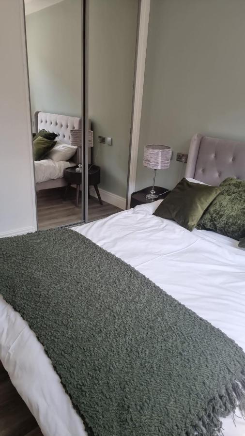 Jasmin Apartments - Luxury 1 & 2 Bedroom Units With Free Parking Bushey Exterior foto